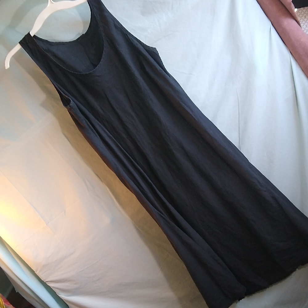 Simple Sleeveless Black Maxi Dress